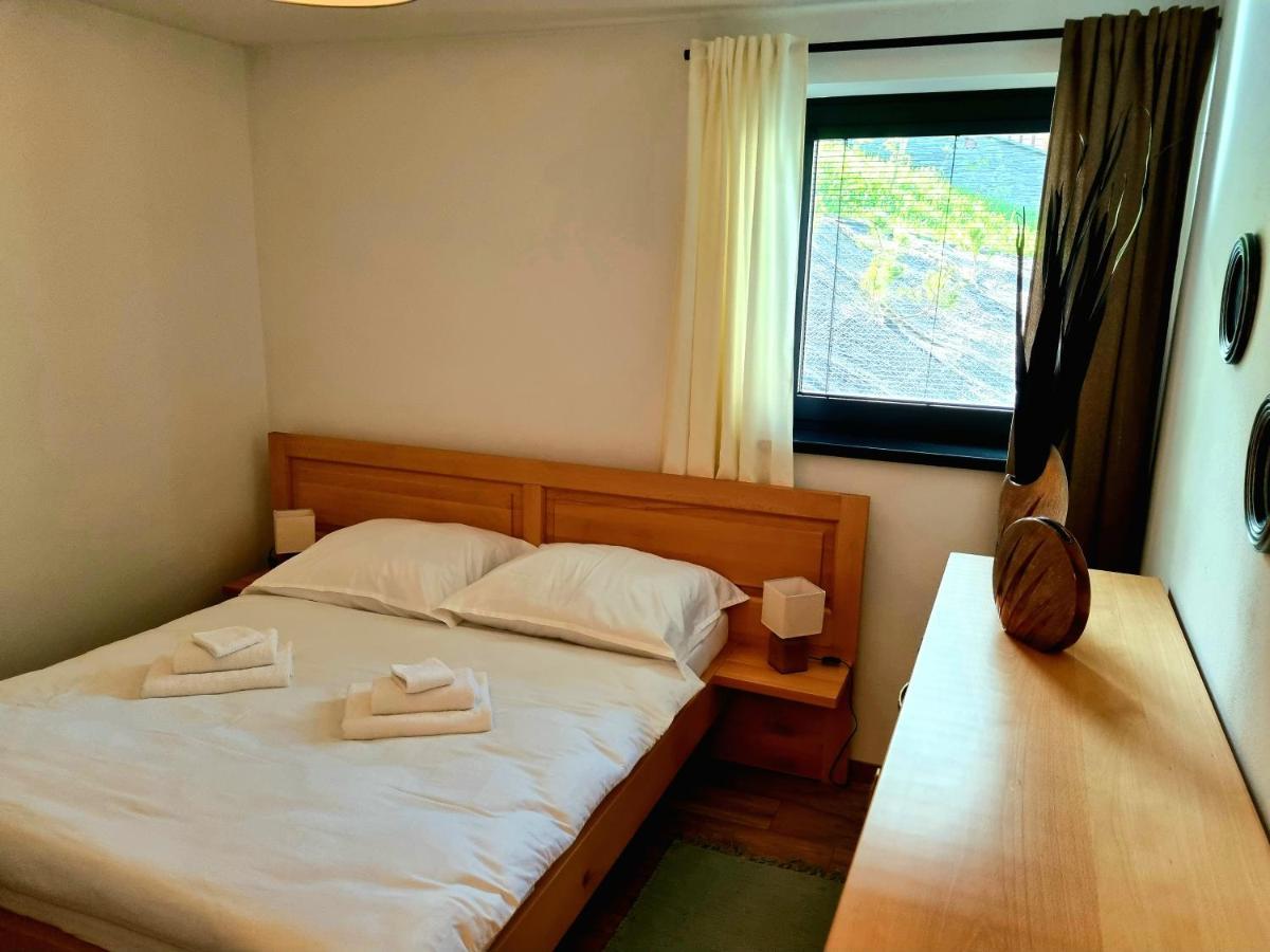 Liptovský Mikuláš Apartman Valley Demaenovska Dolina מראה חיצוני תמונה